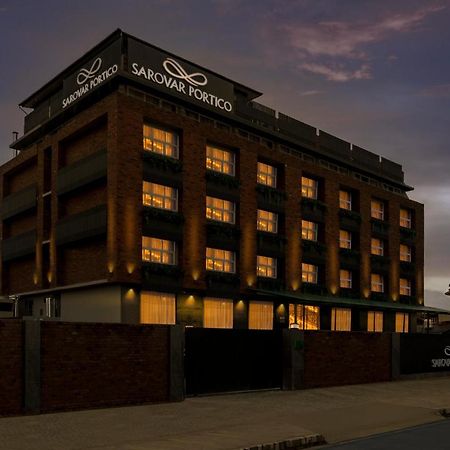 Sarovar Portico Srinagar Екстер'єр фото