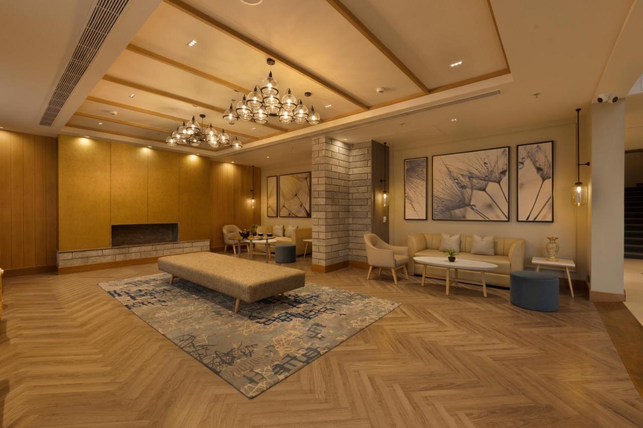 Sarovar Portico Srinagar Екстер'єр фото