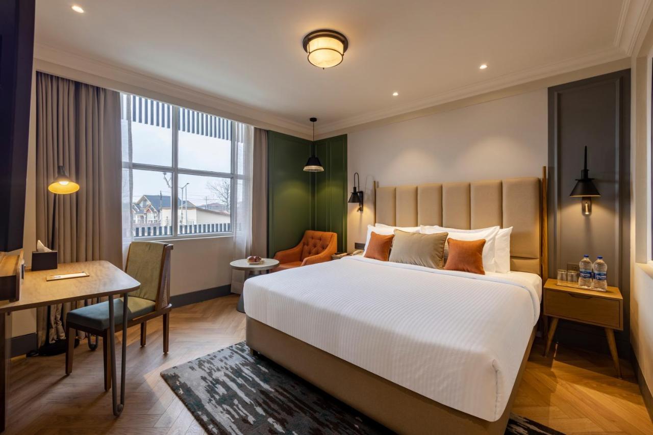Sarovar Portico Srinagar Екстер'єр фото