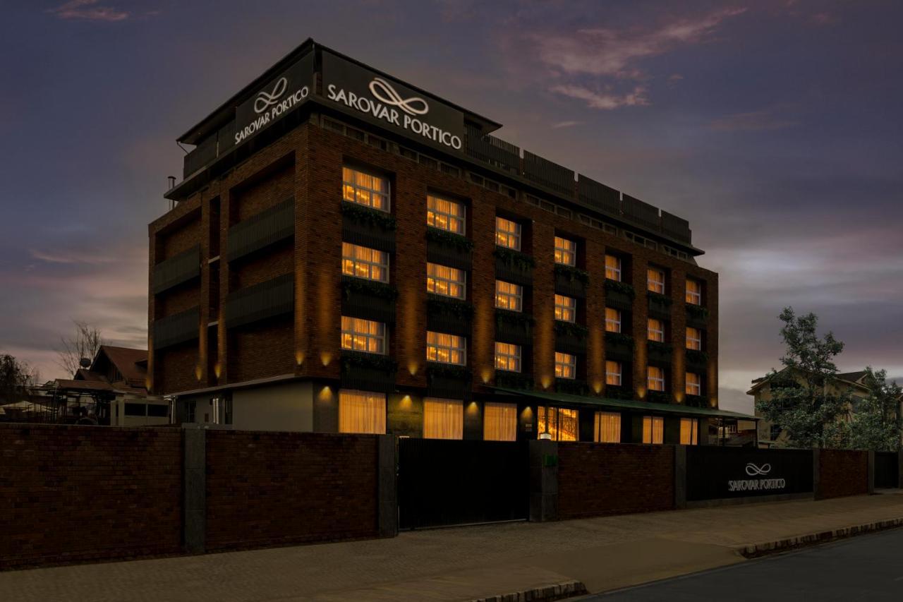Sarovar Portico Srinagar Екстер'єр фото