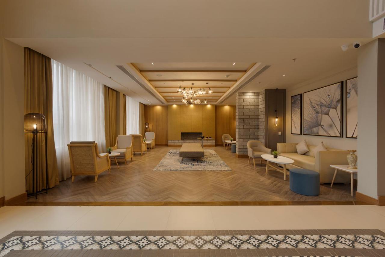 Sarovar Portico Srinagar Екстер'єр фото