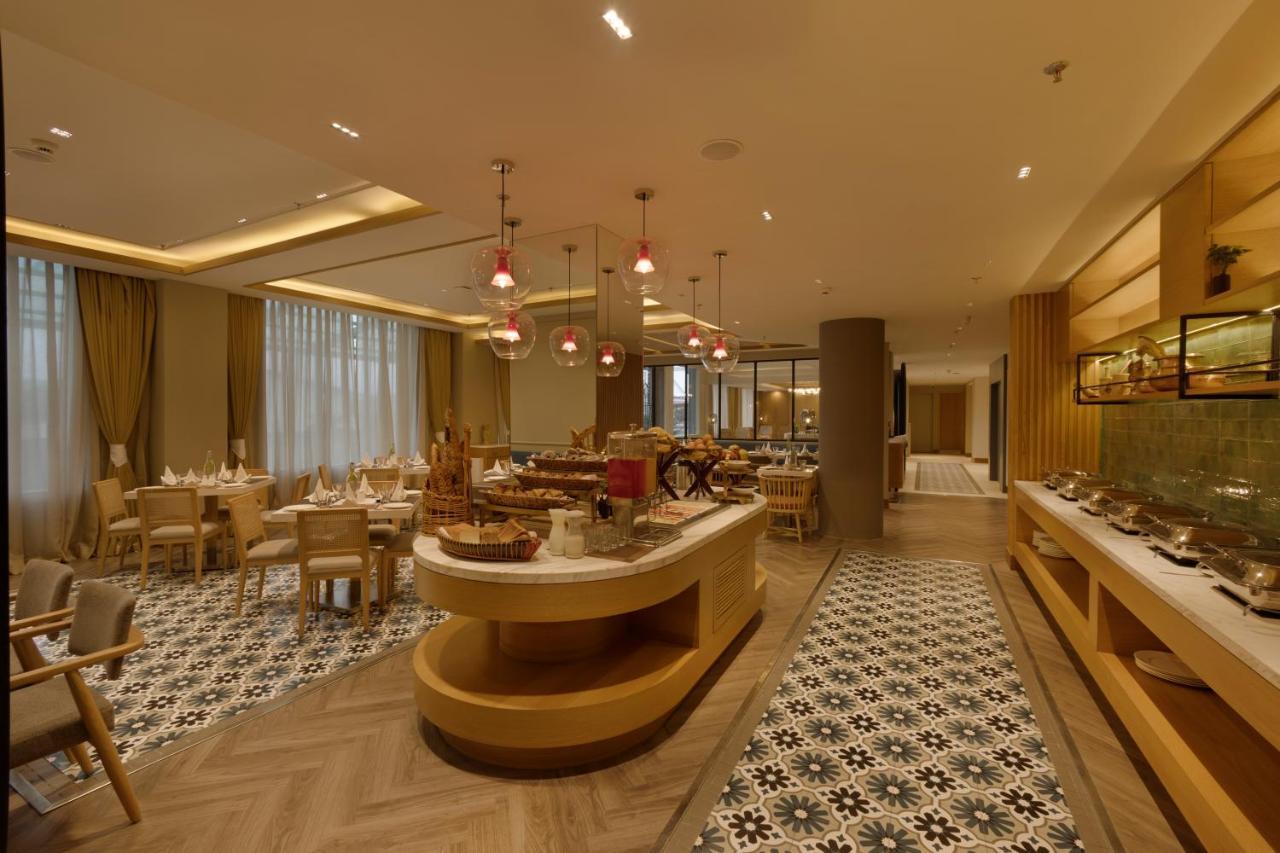 Sarovar Portico Srinagar Екстер'єр фото